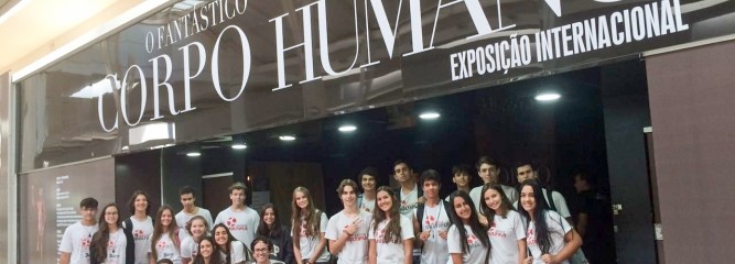 Alunos do Ensino Médio visitam a Exposição Internacional “O Fantástico Corpo Humano”