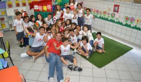 Teatro de Fantoche com os alunos do 2º AMM