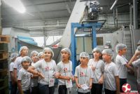 Alunos dos 3º ANOS visitam a fábrica de refrigerantes UAI