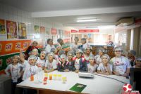 Alunos dos 3º ANOS visitam a fábrica de refrigerantes UAI
