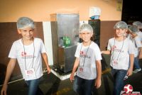 Alunos dos 3º ANOS visitam a fábrica de refrigerantes UAI