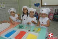 Pequenos Chefs do Maternal B participaram das Oficinas de Páscoa