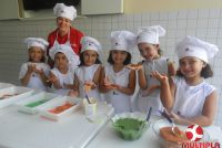 Professora Nelma realiza Oficina de Culinária com os alunos do 1º ANO D vespertino 