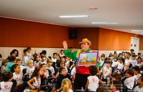 Múltipla comemora Dia Nacional do Livro Infantil 