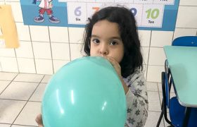 Festa de aniversário surpresa para Linda