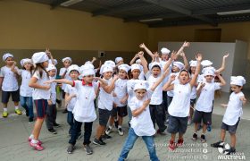 Alunos dos 2º ANOS do Fund. I fazem Brigadeiro