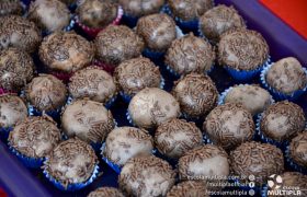 Alunos dos 2º ANOS do Fund. I fazem Brigadeiro
