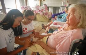 Múltipla promove lição de solidariedade