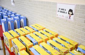 Bilingual Program material's hand out. 