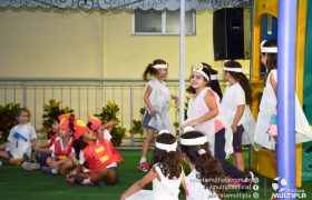 Bilingual Program material's hand out. 