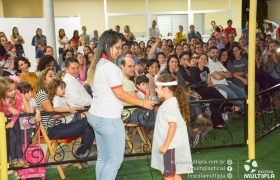 Bilingual Program material's hand out. 