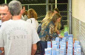 Bilingual Program material's hand out. 