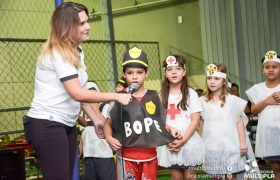 Bilingual Program material's hand out. 