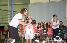 Bilingual Program material's hand out. 