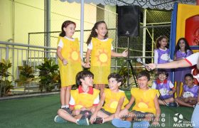 Bilingual Program material's hand out. 