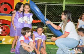 Bilingual Program material's hand out. 