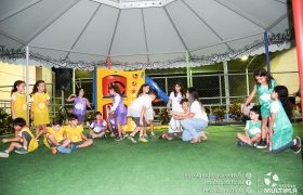 Bilingual Program material's hand out. 