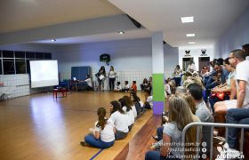 Bilingual Program material's hand out. 