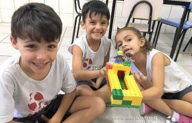 Sculpture using LEGO. 