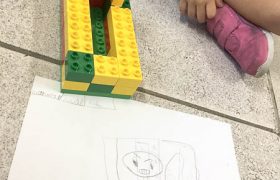 Sculpture using LEGO. 