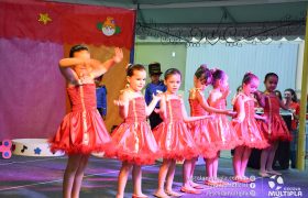 Alunos da Ed. Infantil e 1º ANOS apresentam o “Circo Mágico da Múltipla”