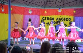 Alunos da Ed. Infantil e 1º ANOS apresentam o “Circo Mágico da Múltipla”