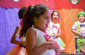 Alunos da Ed. Infantil e 1º ANOS apresentam o “Circo Mágico da Múltipla”