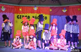 Alunos da Ed. Infantil e 1º ANOS apresentam o “Circo Mágico da Múltipla”