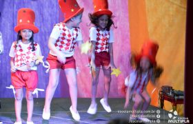 Alunos da Ed. Infantil e 1º ANOS apresentam o “Circo Mágico da Múltipla”