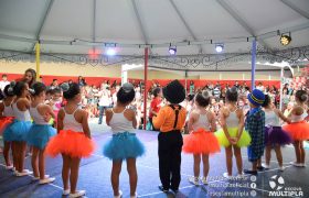 Alunos da Ed. Infantil e 1º ANOS apresentam o “Circo Mágico da Múltipla”