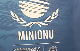 Escola Múltipla marcou presença na Mini-ONU 2017