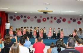  Homenagem às mães 