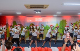 Apresentações e tarde de autógrafos