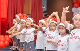 Apresentações e tarde de autógrafos