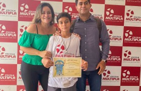 Entrega dos certificados TOEFL do Projeto Bilíngue