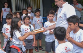 Aulas no Laboratório de Ciências com os Anos Iniciais