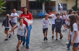 Aulas no Laboratório de Ciências com os Anos Iniciais