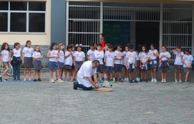 Aulas no Laboratório de Ciências com os Anos Iniciais