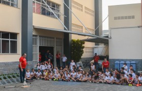 Aulas no Laboratório de Ciências com os Anos Iniciais