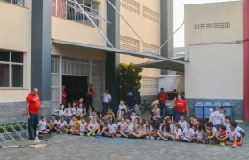 Aulas no Laboratório de Ciências com os Anos Iniciais