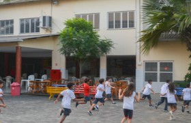 Aulas no Laboratório de Ciências com os Anos Iniciais