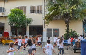 Aulas no Laboratório de Ciências com os Anos Iniciais