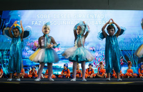 Musical Múltipla em Cena Kids "Aventura no fundo do Mar" (Educação Infantil)