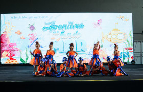Musical Múltipla em Cena Kids "Aventura no fundo do Mar" (Educação Infantil)