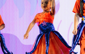 Musical Múltipla em Cena Kids "Aventura no fundo do Mar" (Educação Infantil)