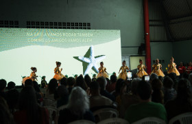 Musical Múltipla em Cena Kids "Aventura no fundo do Mar" (Educação Infantil)