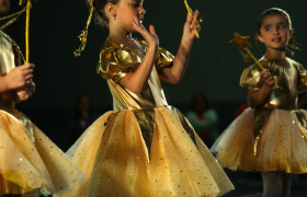 Musical Múltipla em Cena Kids "Aventura no fundo do Mar" (Educação Infantil)
