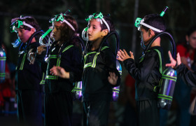 Musical Múltipla em Cena Kids "Aventura no fundo do Mar" (Educação Infantil)