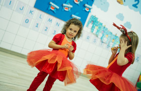 Musical Múltipla em Cena Kids "Aventura no fundo do Mar" (Educação Infantil)