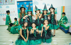 Musical Múltipla em Cena Kids "O mágico de Oz" (Anos Iniciais)